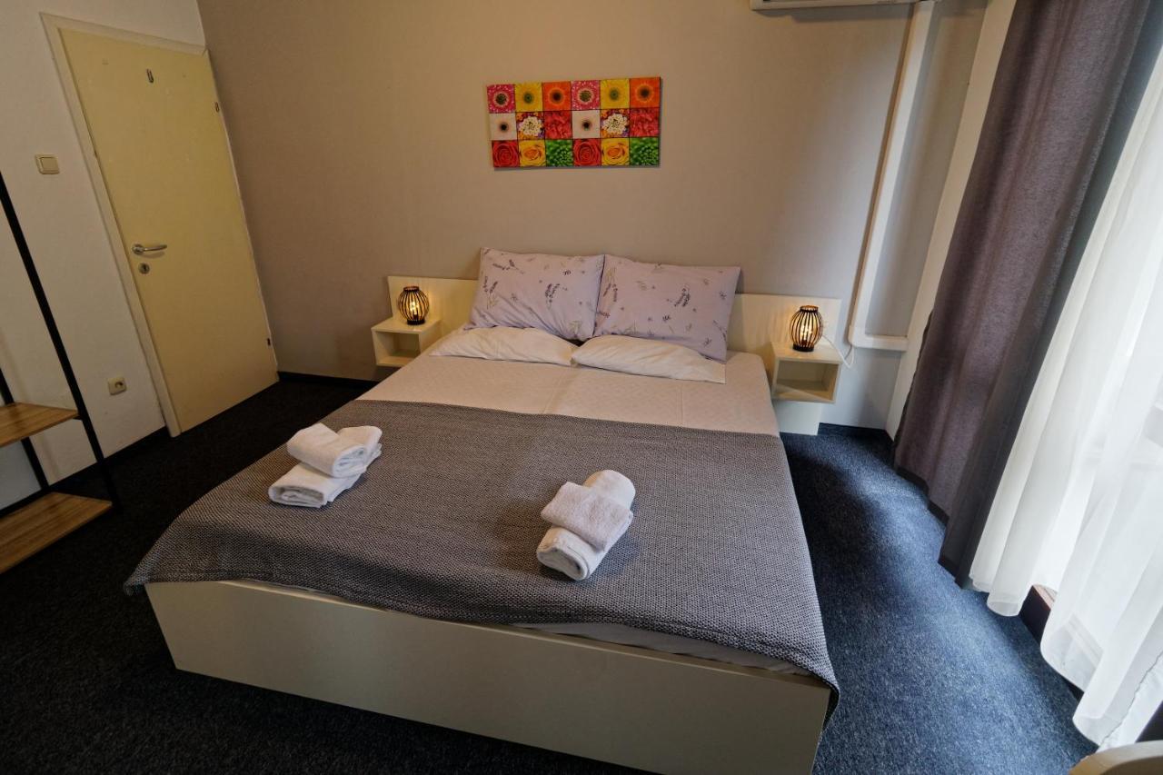 Meliores Rooms Šilo 外观 照片